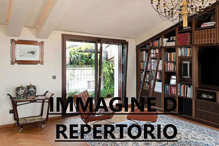 Appartamento quadrilocale in vendita in Viareggio