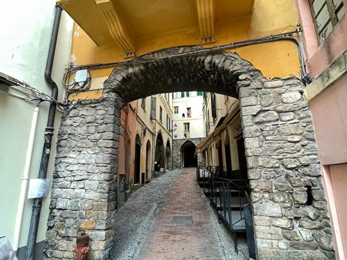 Appartamento bilocale in vendita in Via SStefano, Sanremo