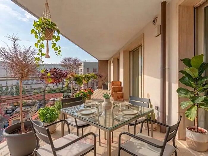 Appartamento quadrilocale in vendita in Largo Marinai d'Italia, Milano