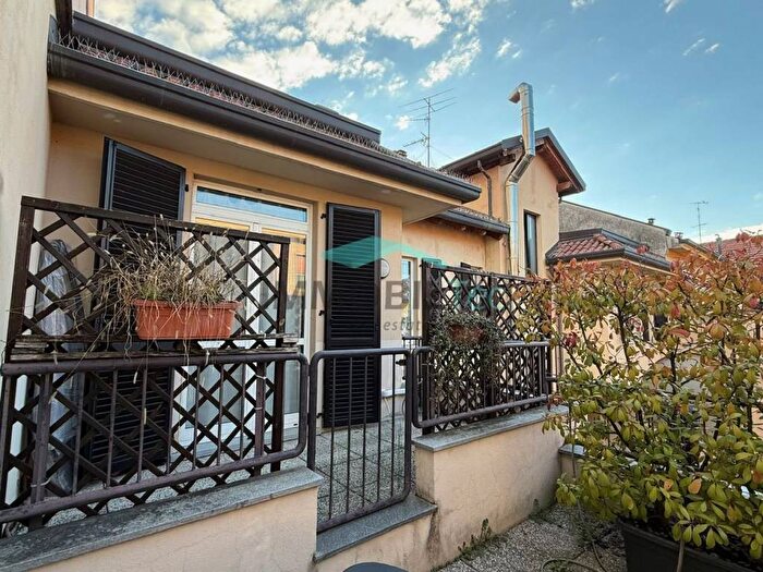 Appartamento trilocale in affitto in Via San Giuseppe, Saronno