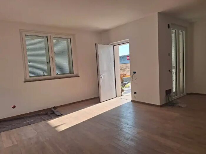 Appartamento trilocale in vendita in Via Guglielmo Marconi, Gossolengo