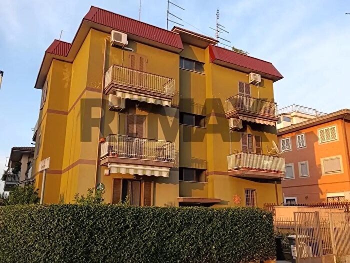 Appartamento trilocale in vendita in Via Luigi Bleriot, Ciampino