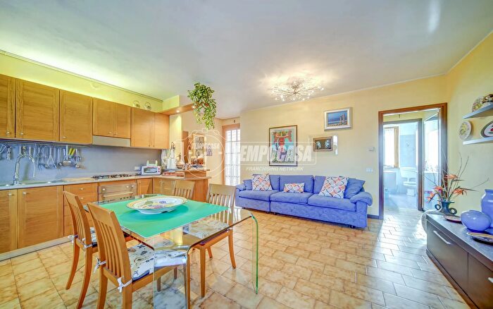 Appartamento bilocale in vendita in Via Antonio Gramsci, Taino