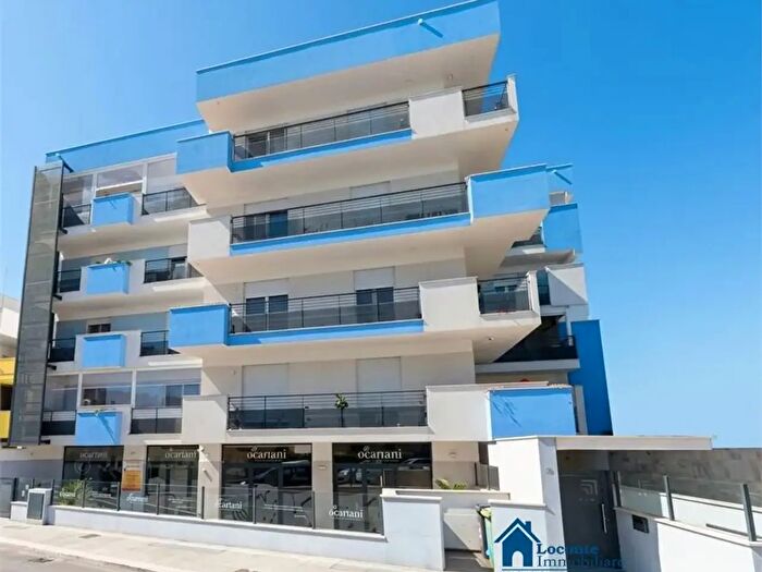 Appartamento trilocale in vendita in Capurso