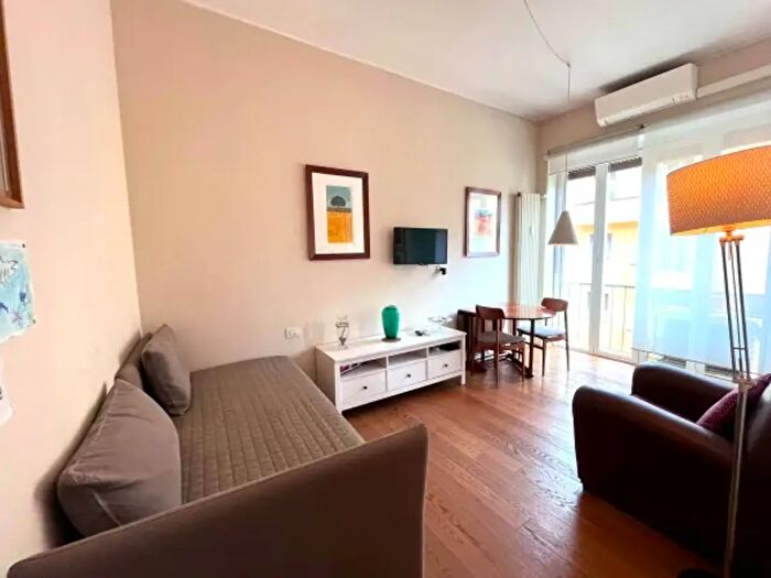 Appartamento bilocale in affitto in Via Cesare Correnti, Milano
