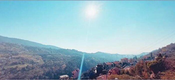 Casa con 6 locali in vendita in Viale della Repubblica, Vallebona