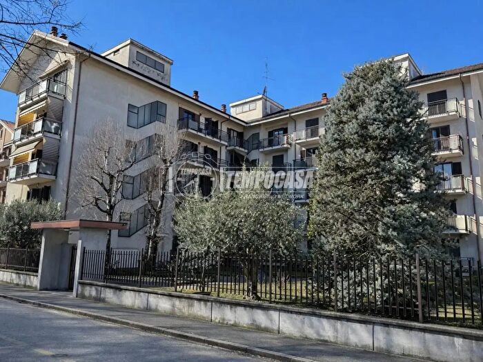 Appartamento con 5 locali in vendita in Viale Piave a, Settimo Torinese