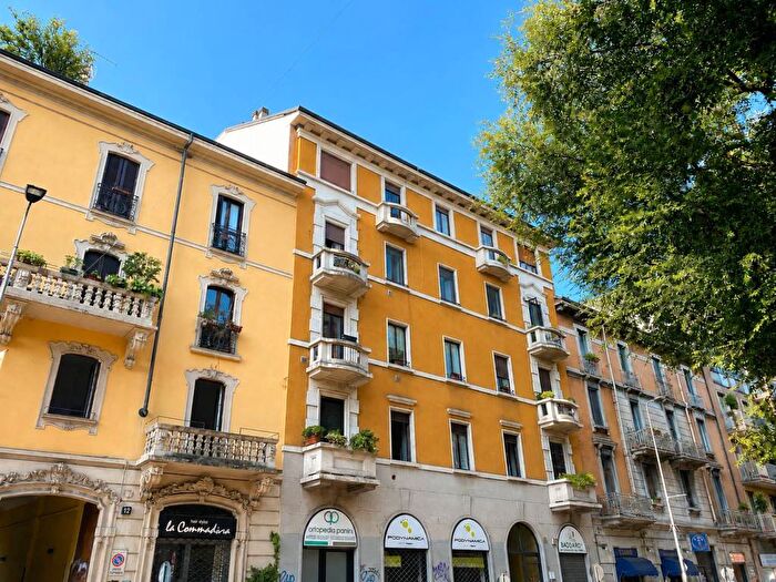 Appartamento trilocale in affitto in Piazza San Materno, Casoretto, Milano