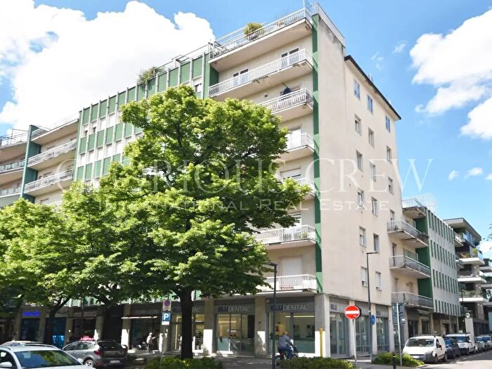 Appartamento quadrilocale in affitto in Via Monte Ortigara, Brescia