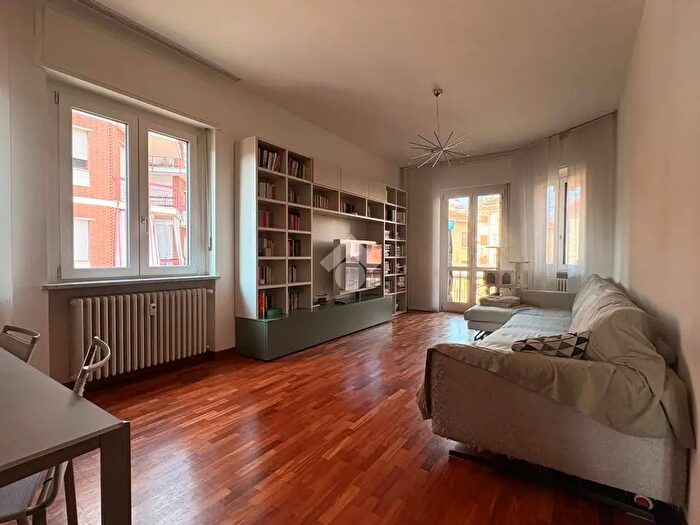 Appartamento quadrilocale in vendita in Via Buonarroti, Asti