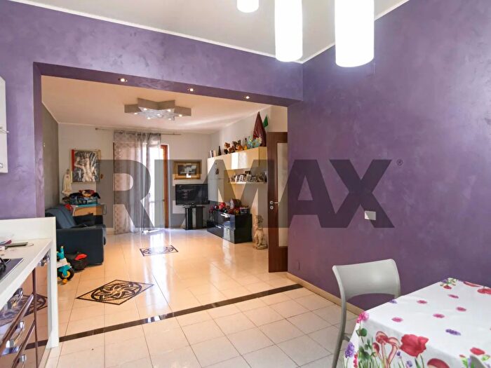 Appartamento trilocale in vendita in Via Dafnica, Acireale