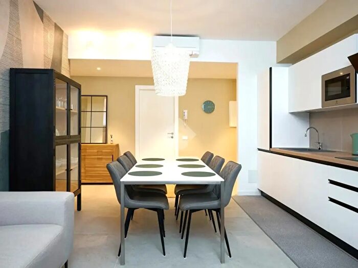 Appartamento quadrilocale in vendita in Piazza Giustinian Recanati, Treviso