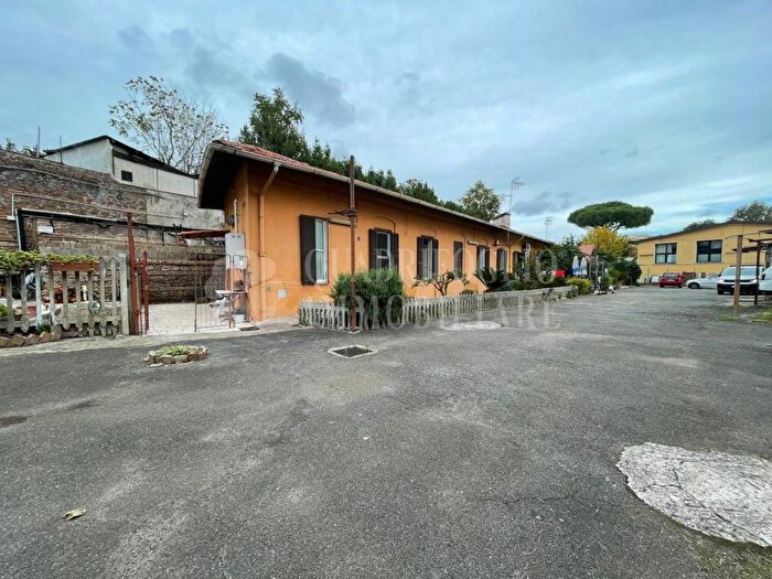 Appartamento quadrilocale in affitto in Via di Portonaccio, Villa Gordiani, Roma