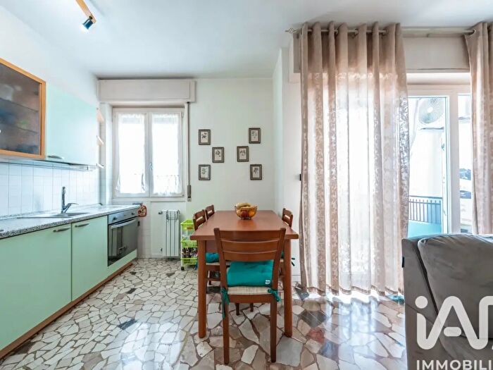 Appartamento trilocale in vendita in Via PLe Resistenza, Castiglione Delle Stiviere