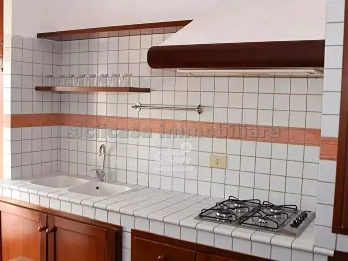 Appartamento trilocale in affitto in Marsala