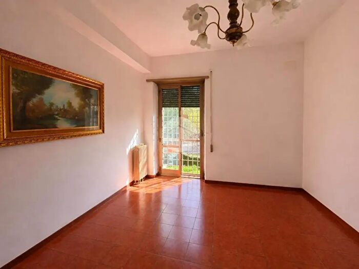 Appartamento trilocale in vendita in Via Gino Coppedè, Roma