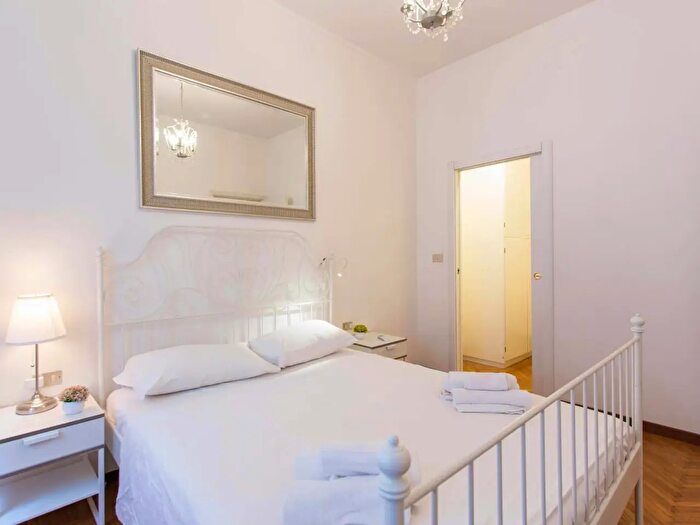 Appartamento monolocale in affitto in Via Olmetto, Milano