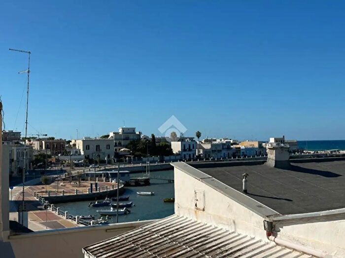 Casa quadrilocale in vendita in Via Livorno, Bari