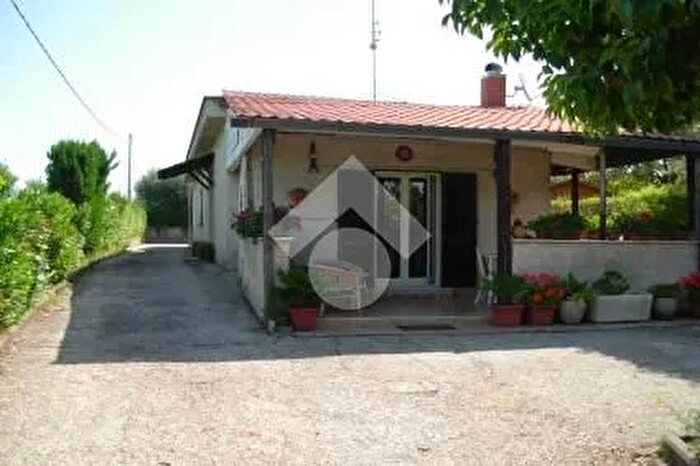 Casa quadrilocale in vendita in Via Colle dei Pozzi, Gallicano Nel Lazio