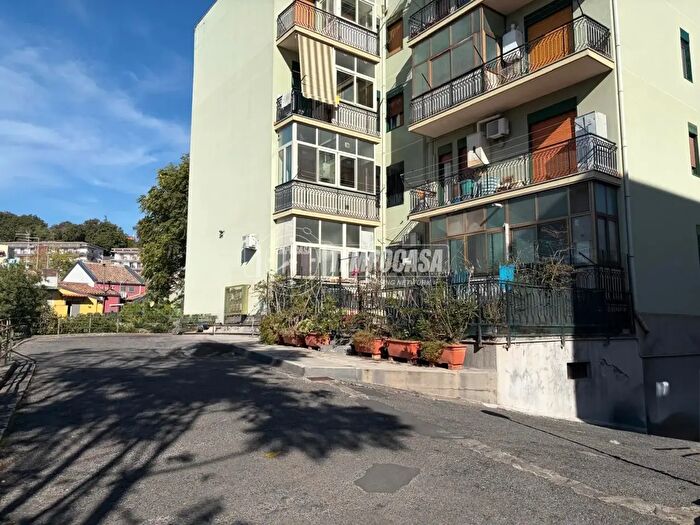 Appartamento trilocale in vendita in Via del Bosco, Catania