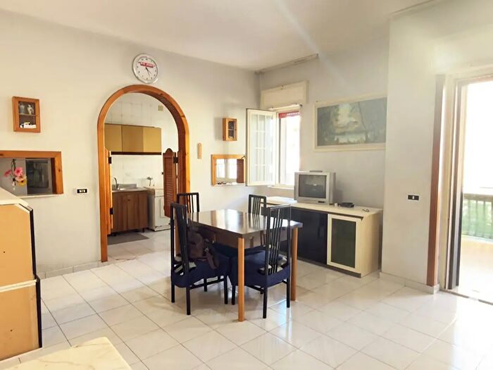Appartamento quadrilocale in vendita in Via Enrico Simonetti, Arzano