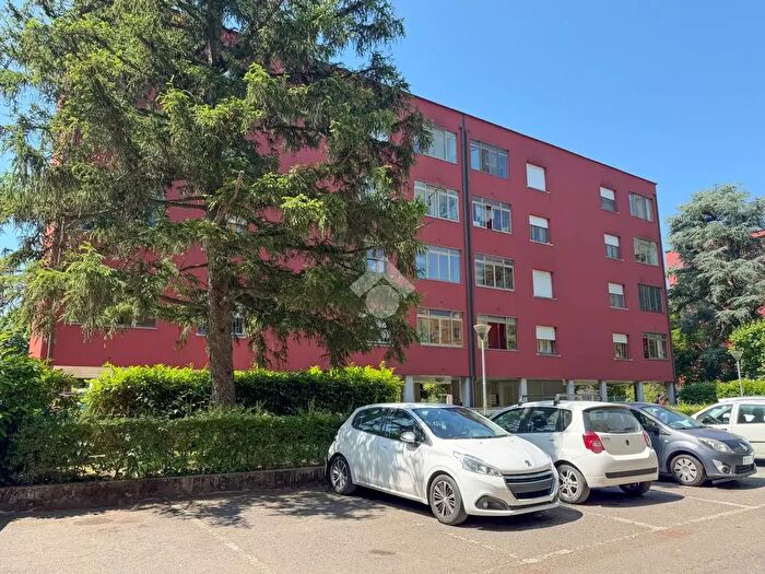 Appartamento trilocale in vendita in Via Amendola, Castenaso