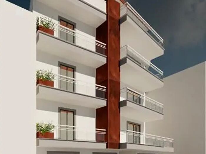 Appartamento quadrilocale in vendita in Via Santa Maria della Grotticella, Viterbo