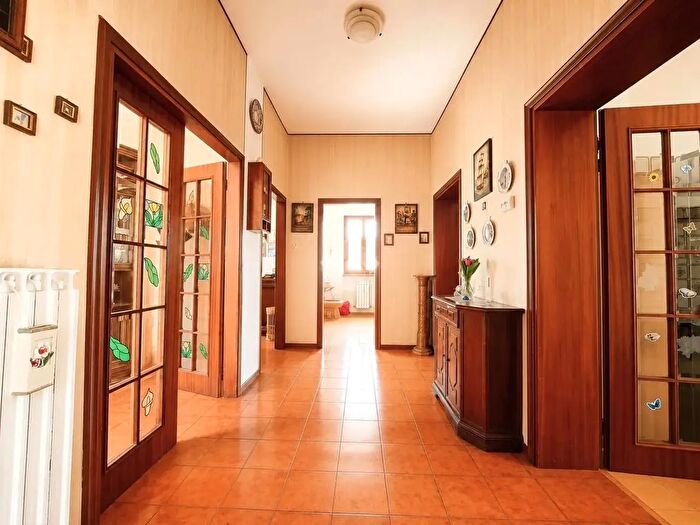 Appartamento quadrilocale in vendita in Via Cerboni, Massa Marittima