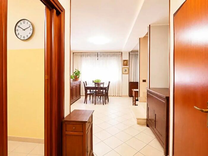 Appartamento trilocale in vendita in Via Alberto Staderini, Terni