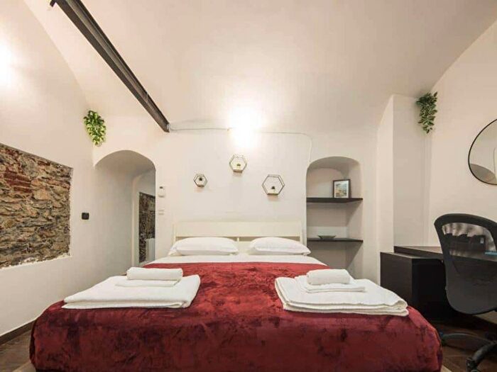 Appartamento trilocale in affitto in Vico San Fortunato, Sampierdarena, Genova