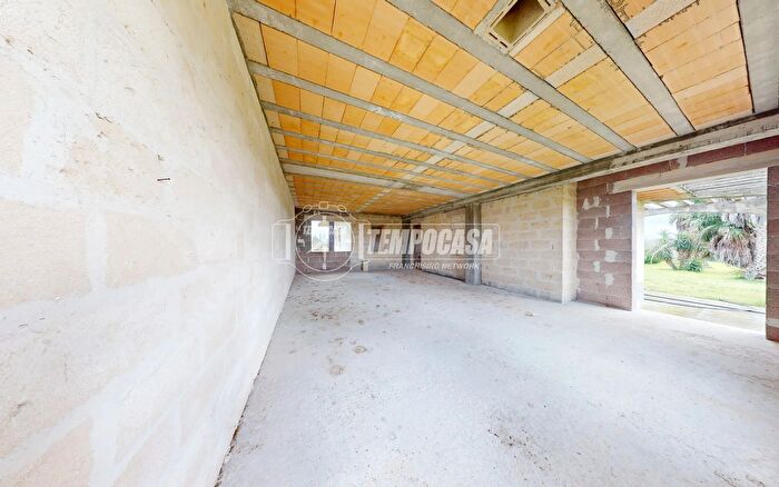 Casa con 5 locali in vendita in Via Nociglia, Supersano