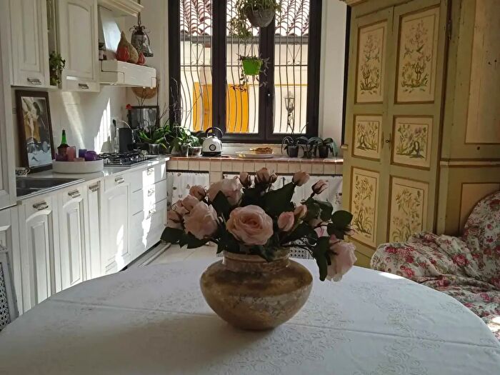 Appartamento con 6 locali in vendita in Via Antonio d Ippolito, Lamezia Terme