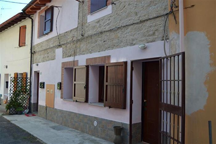 Appartamento bilocale in vendita in Castiglione Dei Pepoli