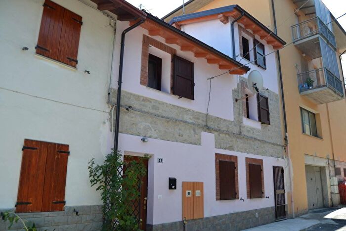 Case in Vendita e in Affitto - 2