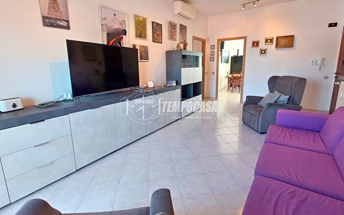 Appartamento quadrilocale in vendita in Agrate Brianza