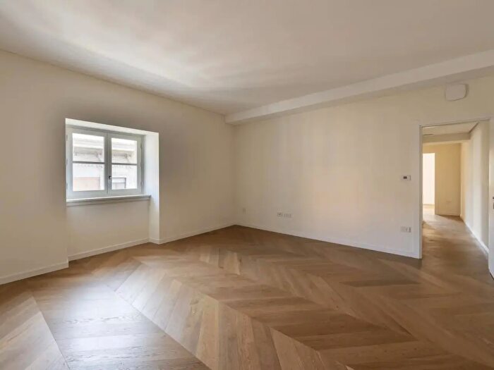 Appartamento trilocale in vendita in Via Alfieri b, Torino