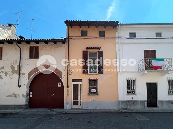 Casa con 6 locali in vendita in Via Bondesan, Palazzolo Vercellese