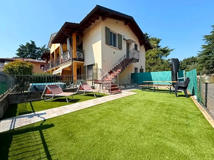 Appartamento trilocale in vendita in Via Rodari, Passirano