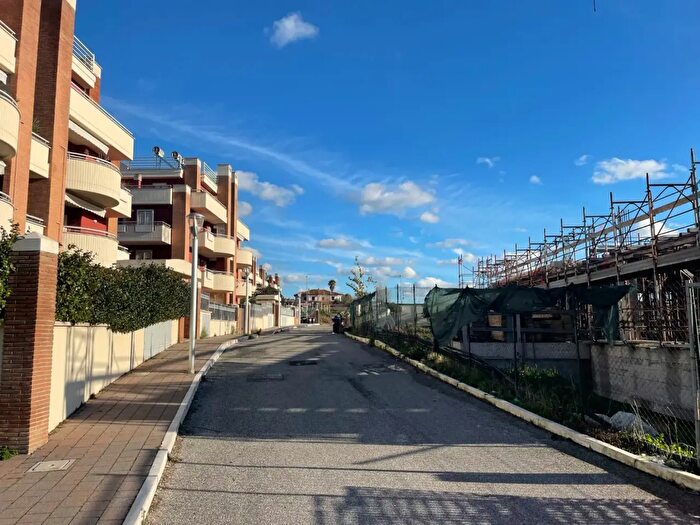 Appartamento trilocale in vendita in Via Fratelli Cervi, Marino