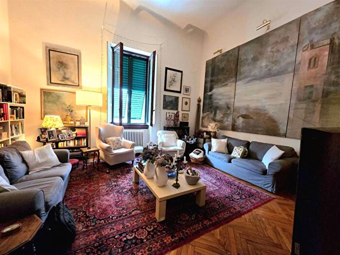 Appartamento con 6 locali in affitto in Piazza Massimo dAzeglio, DAzeglio, Firenze