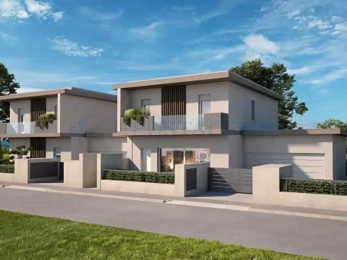 Casa quadrilocale in vendita in Via della Libertà, Verdello