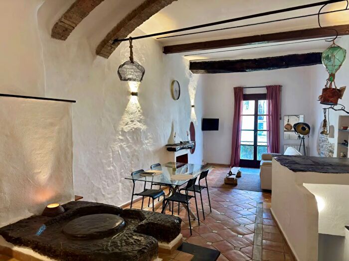 Casa quadrilocale in vendita in Via Andrea Doria, Borgomaro