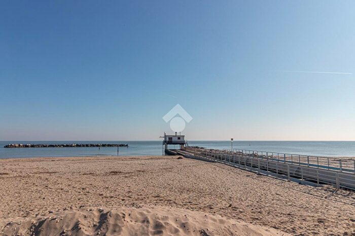 Appartamento trilocale in vendita in Via Verghereto, Ravenna