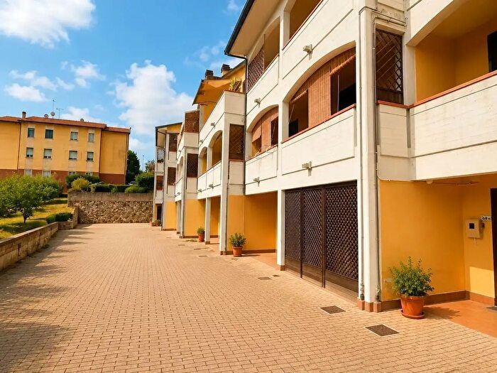 Appartamento trilocale in vendita in Campiglia Marittima