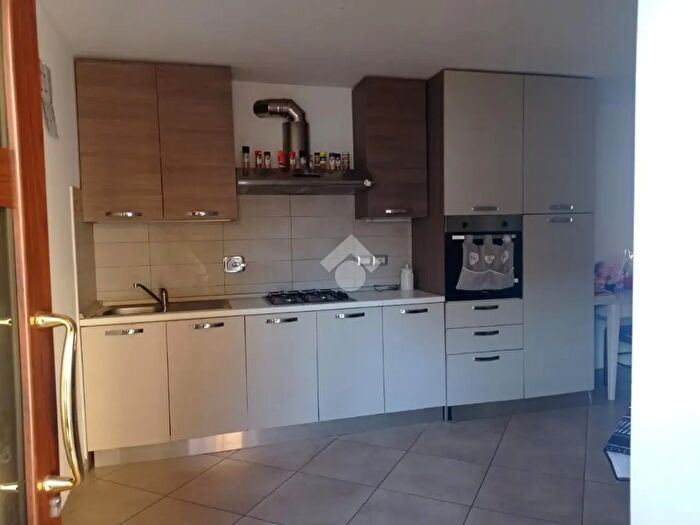 Appartamento trilocale in affitto in Via Cavour, Cirie