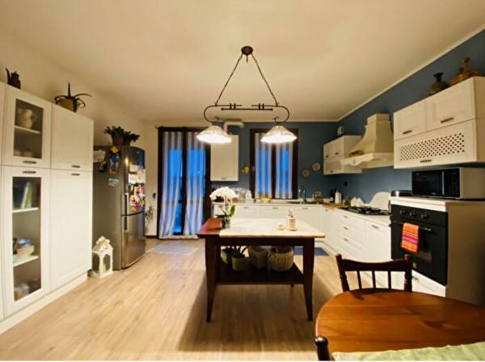 Appartamento quadrilocale in vendita in Mesola