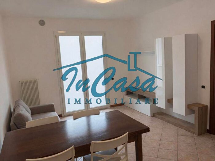 Appartamento trilocale in affitto in Centro, Noale