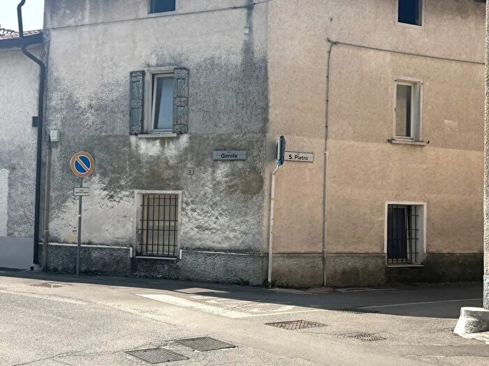 Appartamento trilocale in vendita in Via San Pietro, Prevalle