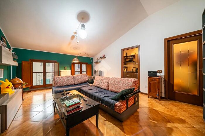 Appartamento quadrilocale in vendita in Via Vittorio Veneto, Montecchio Emilia