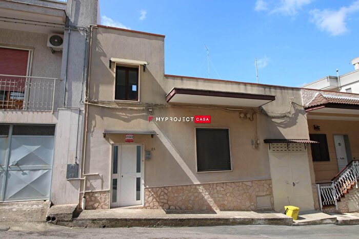 Appartamento bilocale in vendita in Via Daua Parma, Crispiano